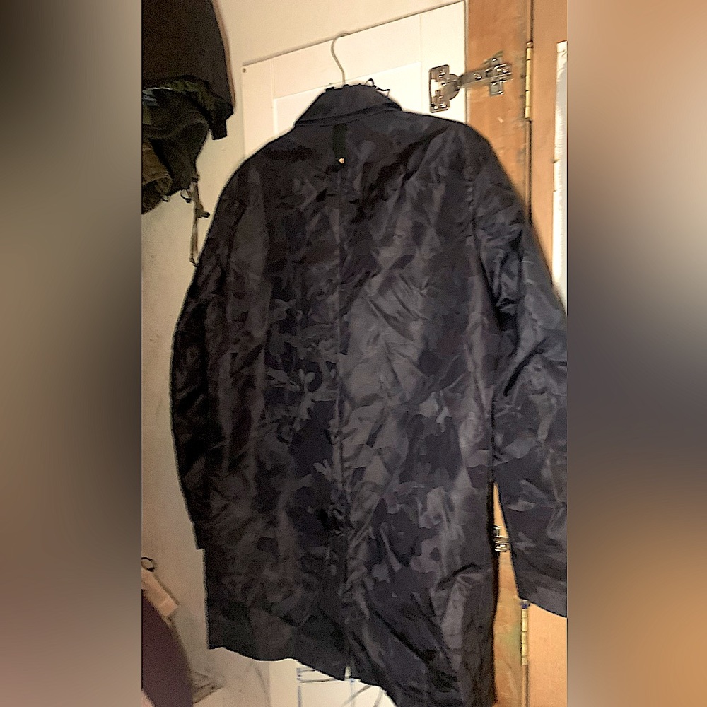 Black Camo Valentino trench jacket size 36 USA